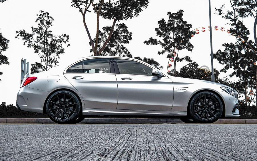 Mercedes-AMG C63 on ADV.1 Wheels (ADV5.0 FLOWSPEC) (W205) '2020